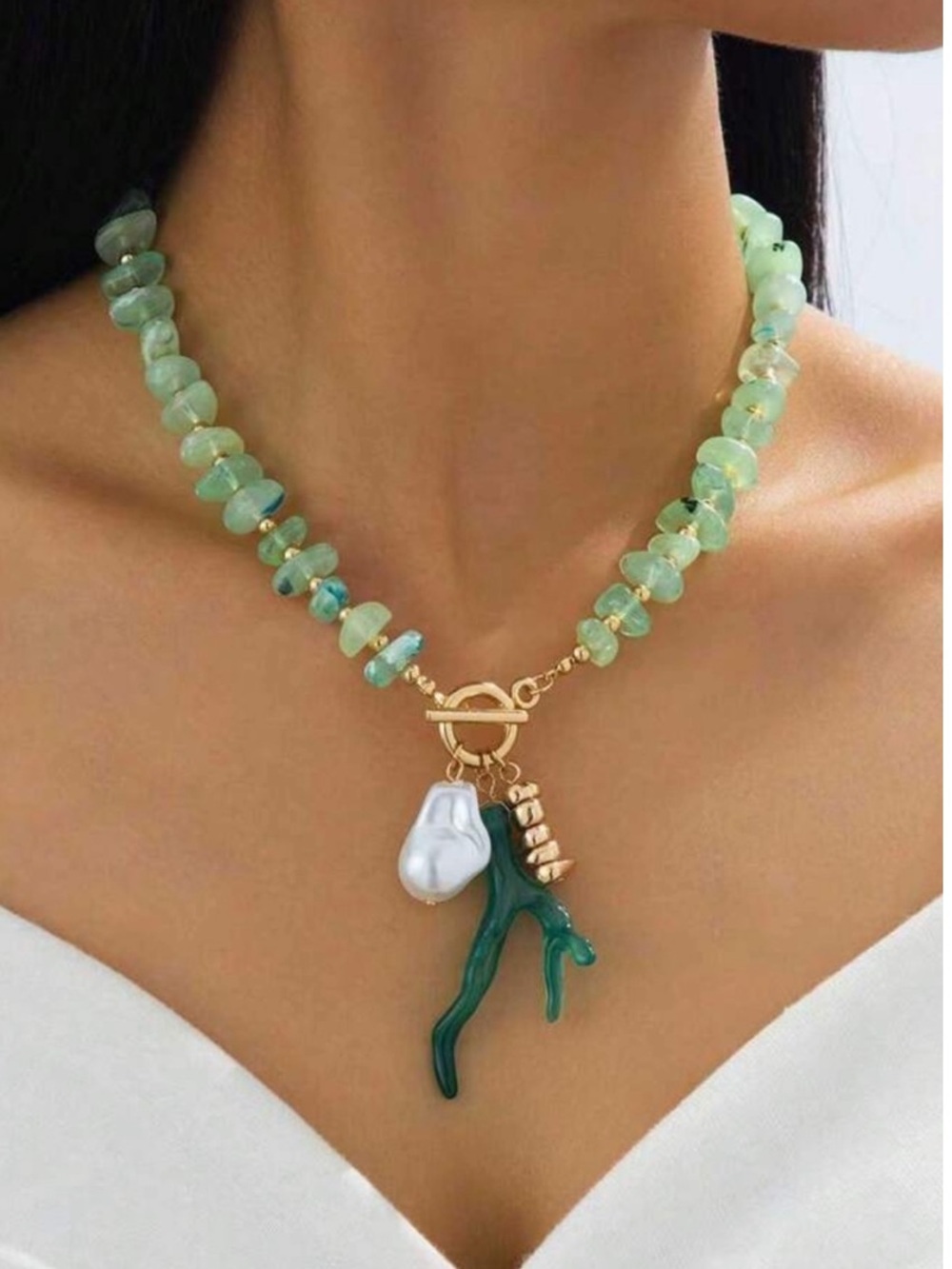 Verdant Pearl Gold Toggle Necklace